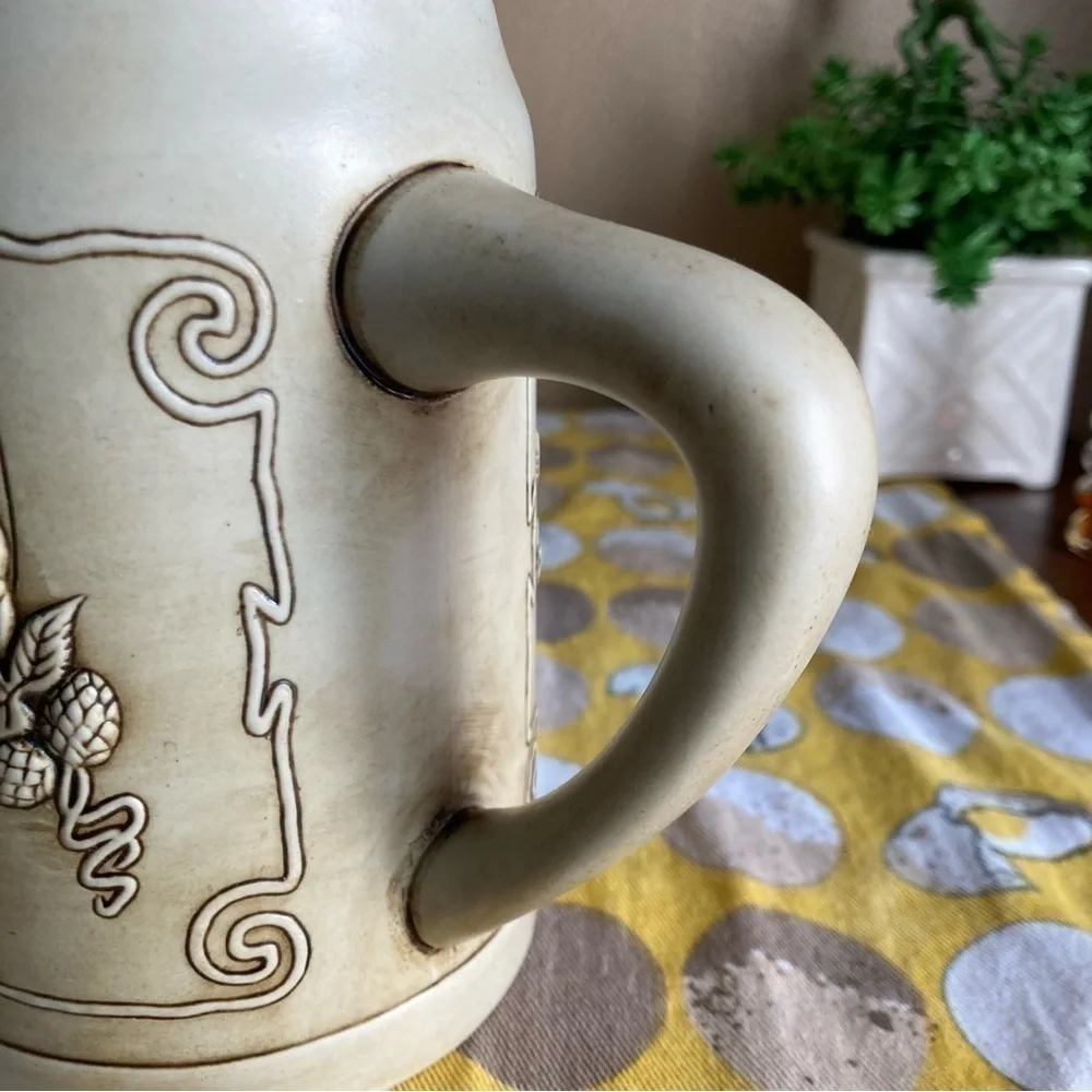 Vintage Anheuser Busch beer stein - Picture 5 of 10